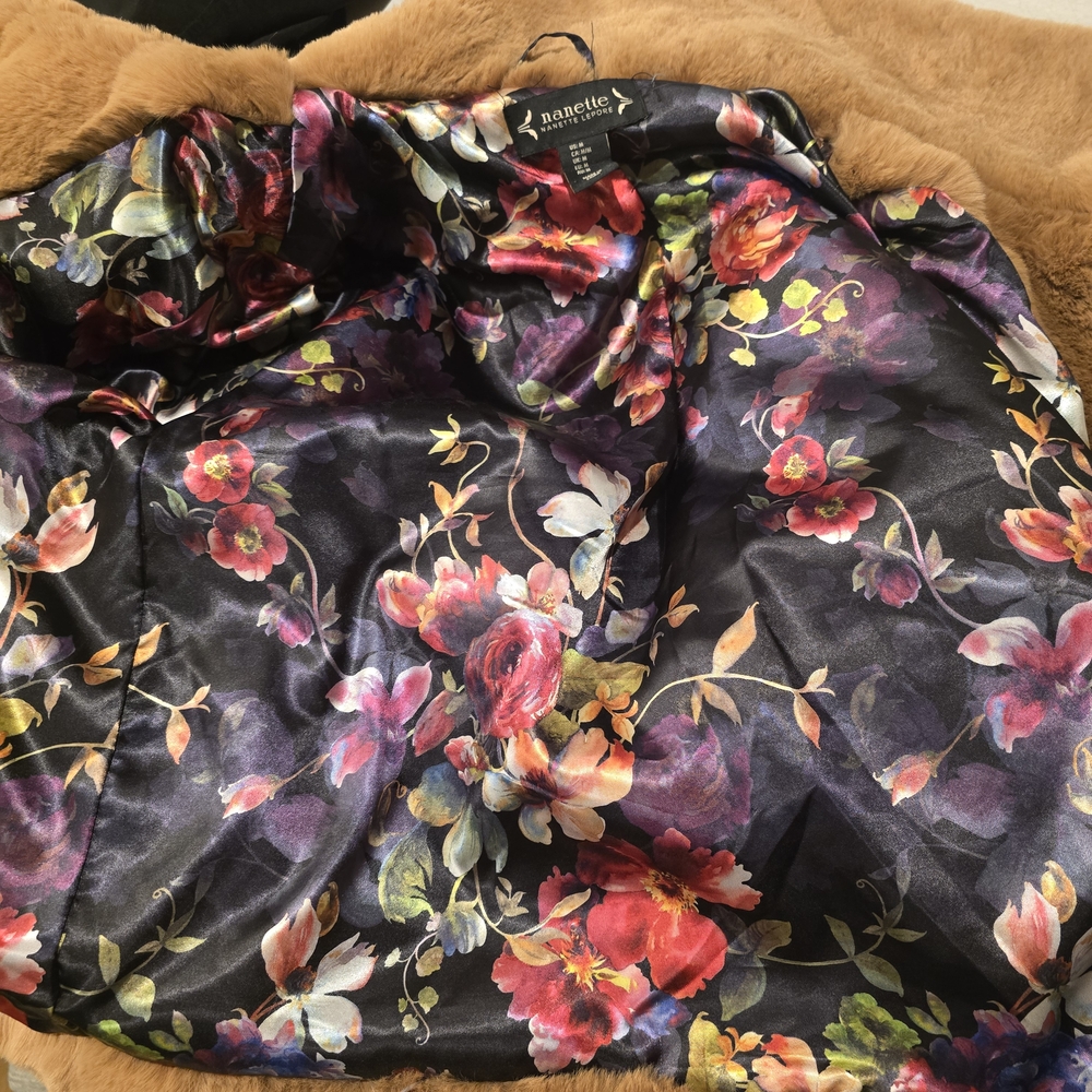 Nanette Lepore Faux Fur Jacket With Floral Lining - Picture 5 of 5